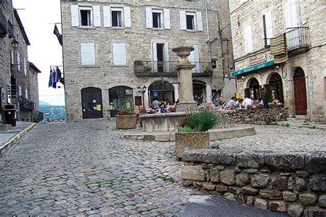 Joyeuse France travel and tourism, attractions and sightseeing and ...