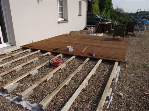 Terrasse Bois Sur Parpaing Mailleraye Fr Jardin