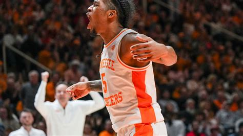 Tennessee Bracketology Vols A No 2 Seed To Espns Joe Lunardi