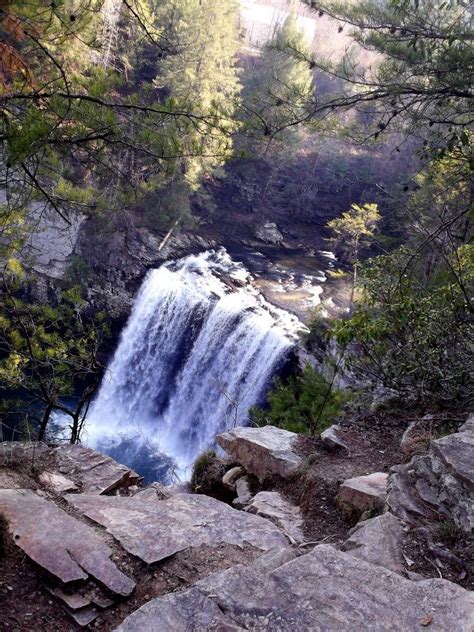 Fall Creek Falls State Park Tn Such A Great Picnic Spot Dream Vacations State Parks Fall