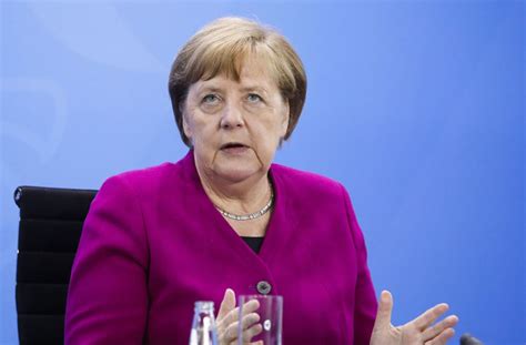 Corona Warnung Von Angela Merkel Wir Leben Immer Noch Am Anfang Der