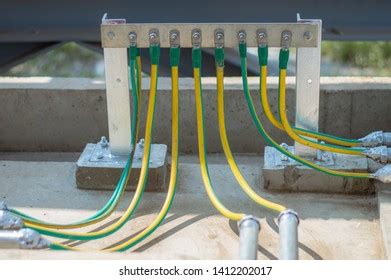 Electrical High Voltage Ground Bar On Stock Photo 1428565763 | Shutterstock