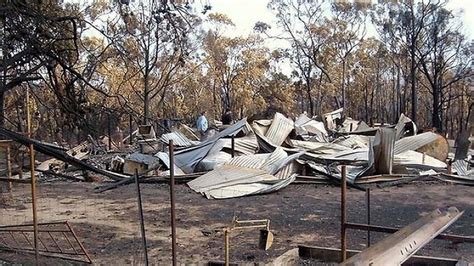 Black Saturday bushfires remembered five years on | SBS News