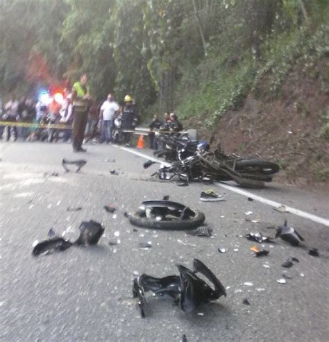 Dos Motociclistas Fallecieron En La Vía Manizales Medellín Rcn Radio