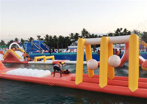 Floating Inflatable Obstacle Course , Inflatable Water Obstacle Course ...