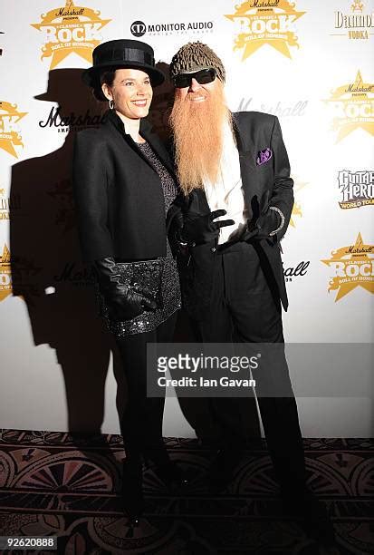 Billy Gibbons Wife Photos Et Images De Collection Getty Images