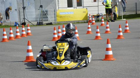 Westfalenmeisterschaft Adac Kartslalom Cup Finall Ufe Starten In