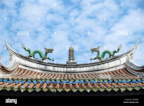 Tainan Taiwan February Dragon Statues On The Roof Of The