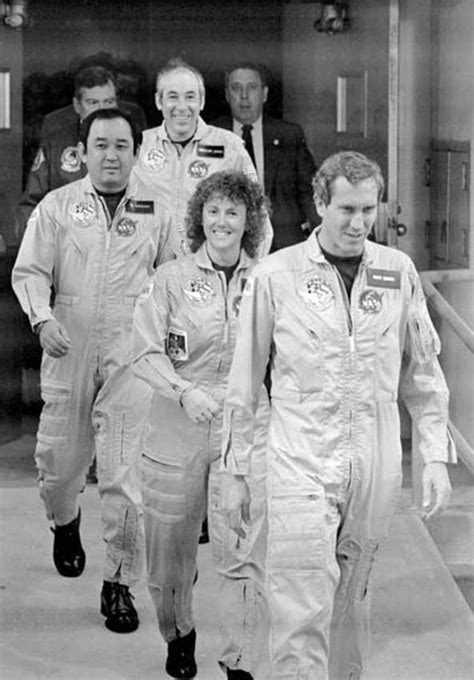 Nasa Astronauts, Astronauts In Space, Space Shuttle Challenger Crew ...