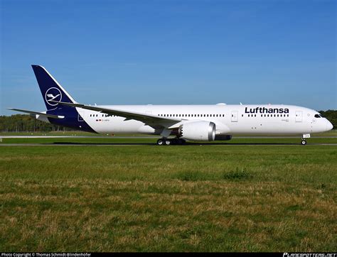 D ABPA Lufthansa Boeing 787 9 Dreamliner Photo By Thomas Schmidt