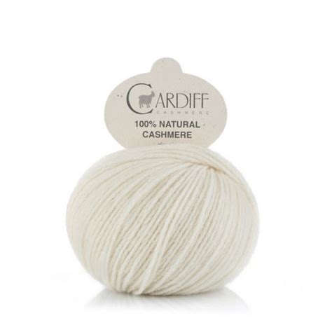 Classic Cardiff Cashmere 599 Panna