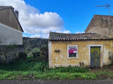 Moradia Casa Antiga T2 à venda em Chãos SUPERCASA