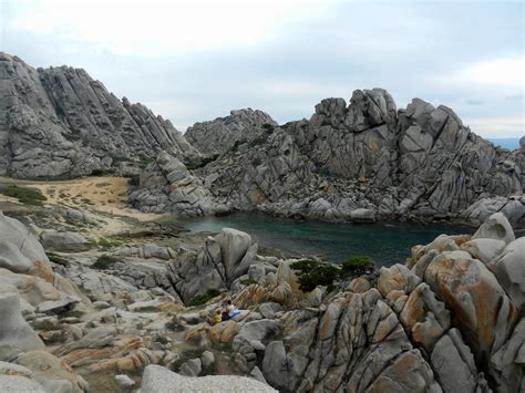 Valle Della Luna Sardegna Comunità Hippie Natura E Libertà Viaggiamo