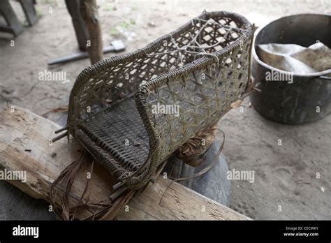 Amerindian hi-res stock photography and images - Alamy