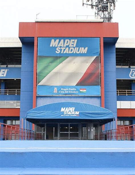 Reggio Emilia Mapei Stadium Il Tricolore Sar Rimosso Dallo Stadio Del