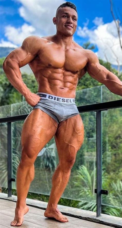 Muscle Guy On Twitter Beautiful Muscle Sebastian Diaz Brown