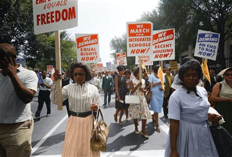 Facing Racism and Sexism: Black Women in America - dummies