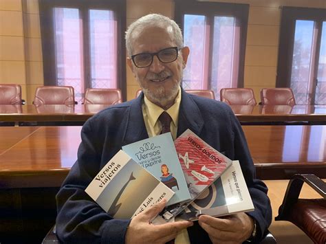 José Luis González Escritor La Poesía Es Transmitir Asociación