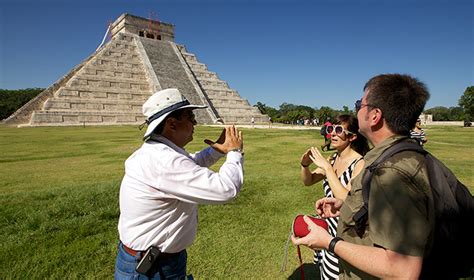 UADY, INAH and SEFOTUR update tourist guides in Chichen Itza – The Yucatan Times