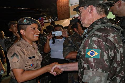 Exército breveta 62 novos Guerreiros de Selva entre eles a terceira