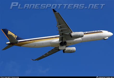 V Stf Singapore Airlines Airbus A Photo By Danny Long Id