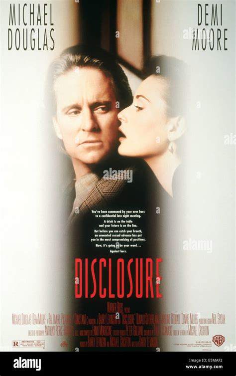 Disclosure Michael Douglas Demi Moore 1994 ©warner Broscourtesy