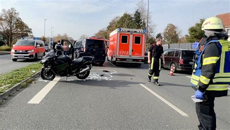 Motorradfahrer bei Unfall auf B61 in Gütersloh schwer verletzt nw de