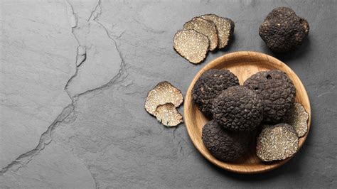 Truffles Vs. Mushrooms: What's The Difference?