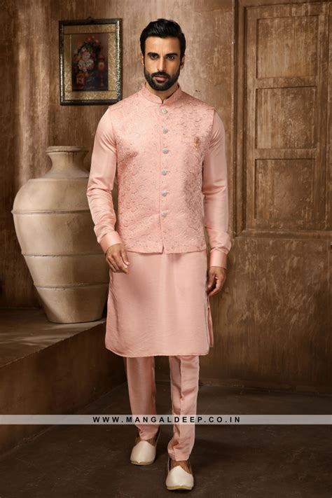 Men S Peach Ethnic Motifs Kurta With Pyjamas Nehru Jacket