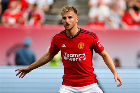 Man Utd News Mason Mount Surprises New Teammates In Training