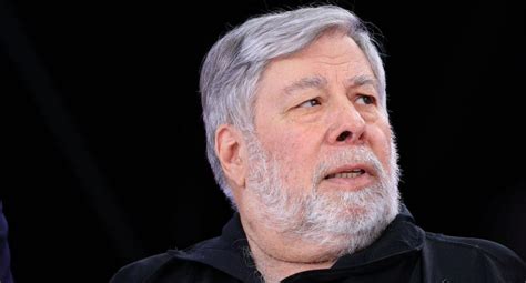 Dan de alta a Steve Wozniak cofundador de Apple que sufrió un derrame