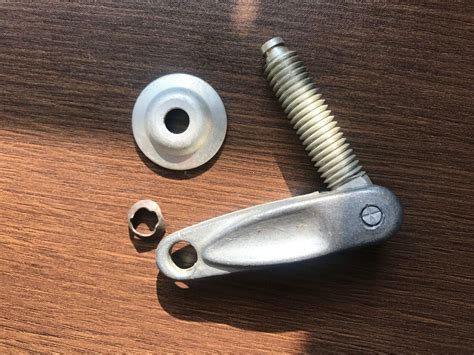 Nos Oem Evinrude Johnson Omc Brp Clamp And Screw Pn