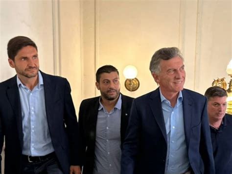 Mauricio Macri Afianza Su V Nculo Con Maximiliano Pullaro Este