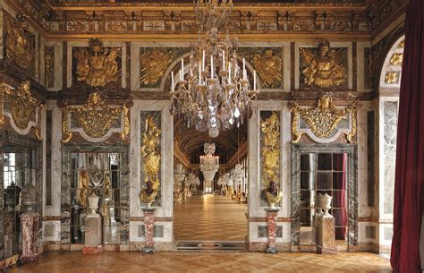 Get a Private Invitation to Tour Versailles Without the Crowds | Architectural Digest