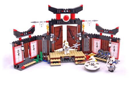 Spinjitzu Dojo - LEGO set #2504-1 (Building Sets > Ninjago)