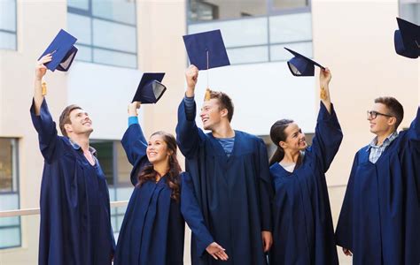 Bacharelado saiba o que é e qual a diferença entre licenciatura