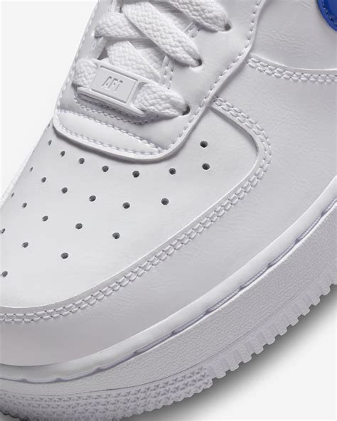 Nike Air Force 1 07 女鞋。nike Tw