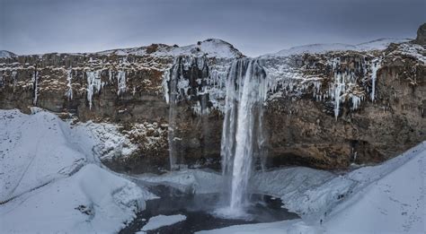 Ultimate Guide to Seljalandsfoss Waterfall | Perlan