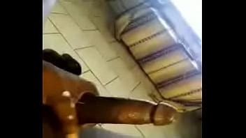 El tipo con la BBC se complace a sí mismo la dama quiere unirse XVIDEOS