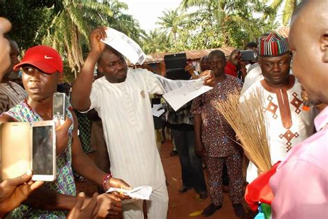 PDP Members Set Membership Cards On Fire As They Decamp To APC In