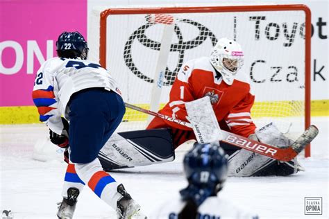 Polska vs Korea na Mistrzostwach Świata w Hokeju na Lodzie Kobiet