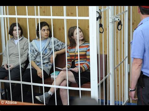 Pussy Riot Les Moments Forts En Images Elle