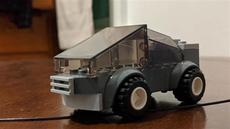 Tesla cybertruck : r/lego