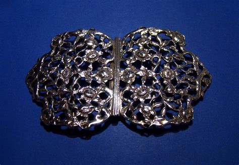 Edwardian Silver Nurse S Buckle Made By Synyer Beddoes Birmingham