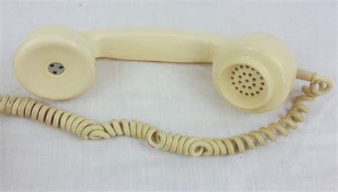 C Cream Plastic Gpo F Dfm A Rotary Telephone Sally Antiques