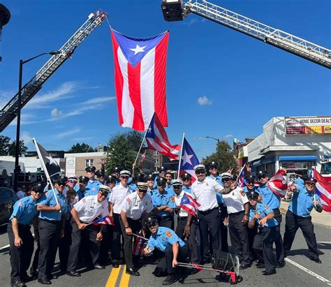 Mayor Sarno and Officials March in Springfield Puerto Rican Parade