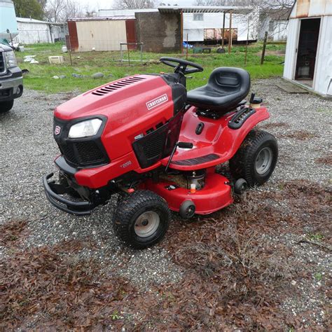 Lot 206 Craftsman T2200 Turn Tight 42 In Deck Riding Lawn Mower Norcal Online Estate Auctions