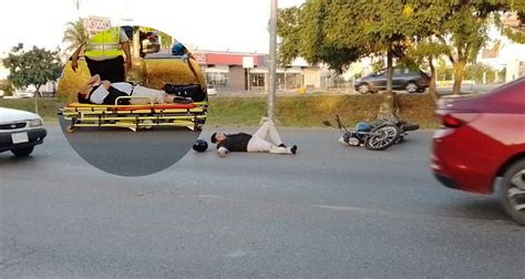 Motociclistas derrapan en el periférico de Mérida se salvan de morir