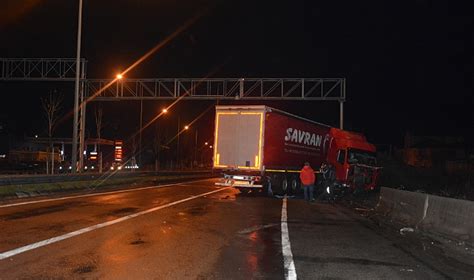 Orduda buzlanma kazaya neden oldu sahil yolu 2 saat ulaşıma kapandı