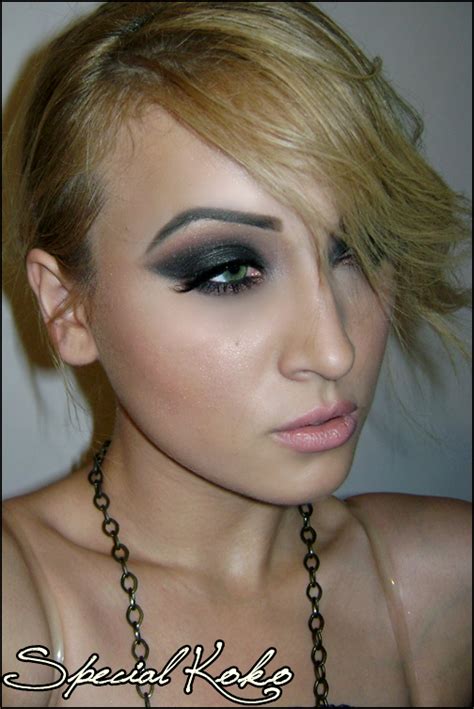 Make-up Looks Collection: Dramatic Makeup Looks Collection